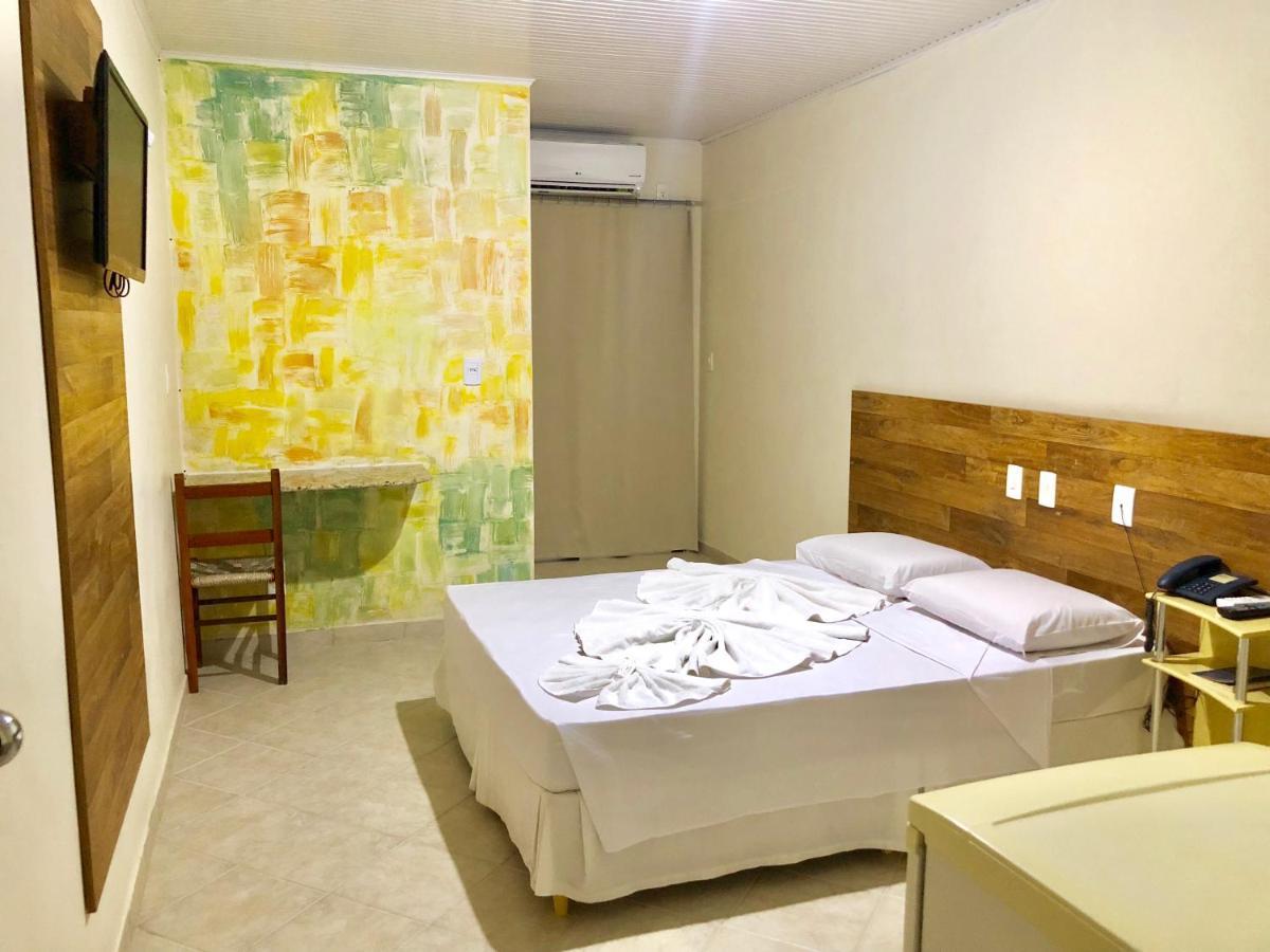 Hotel E Churrascaria Los Pagos ลินญาริส ภายนอก รูปภาพ
